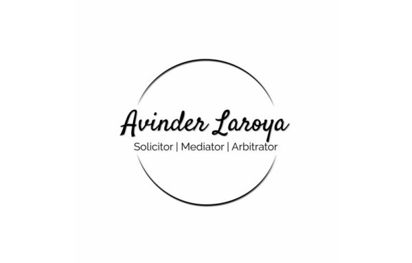 avinderlaroya.com logo